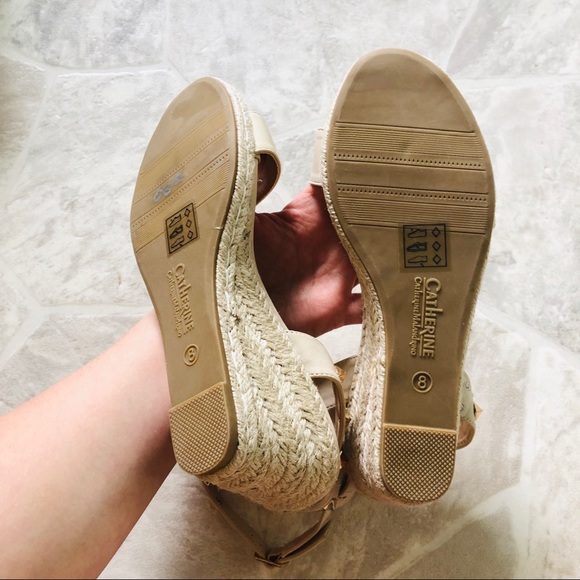 NWT tan espadrille wedges - Picture 5 of 8